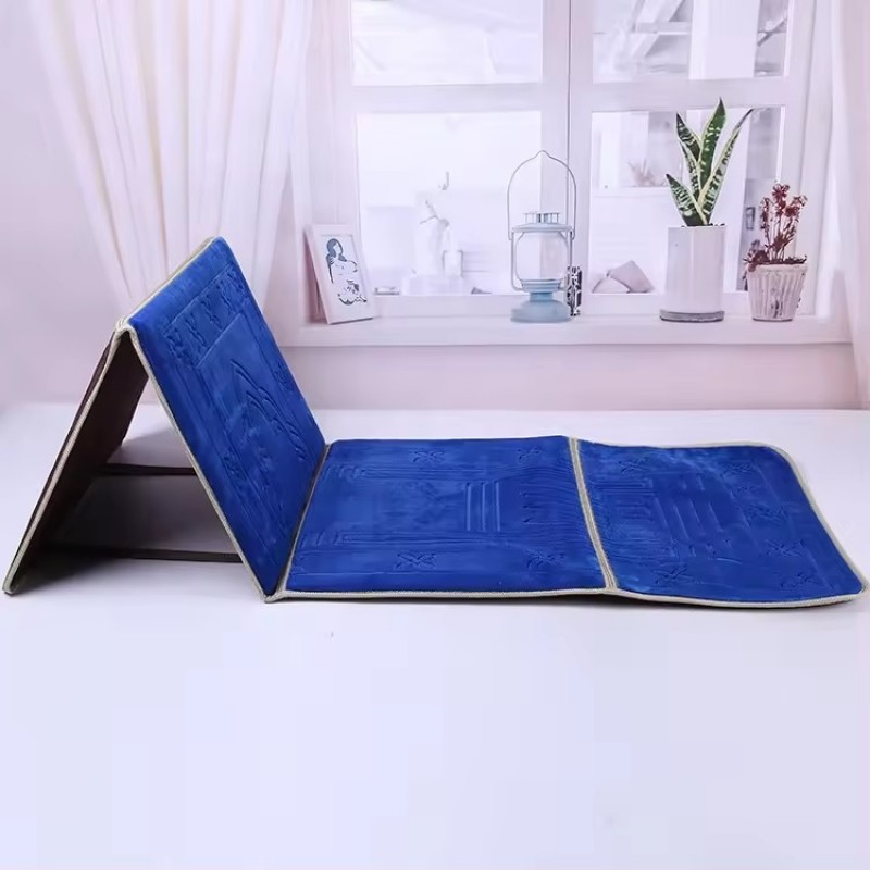 Raschel Embossed Foldable Prayer Mat 