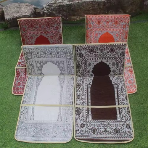 Machine Woven Foldable Chenille Portable Jacquard Prayer Mat