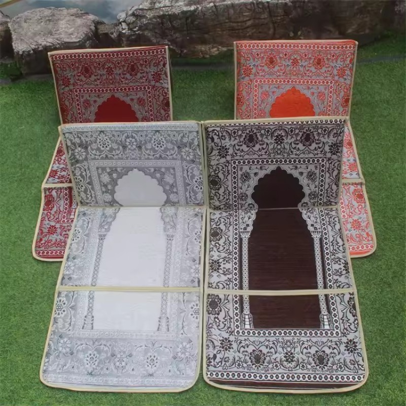 Machine Woven Foldable Chenille Portable Jacquard Prayer Mat 